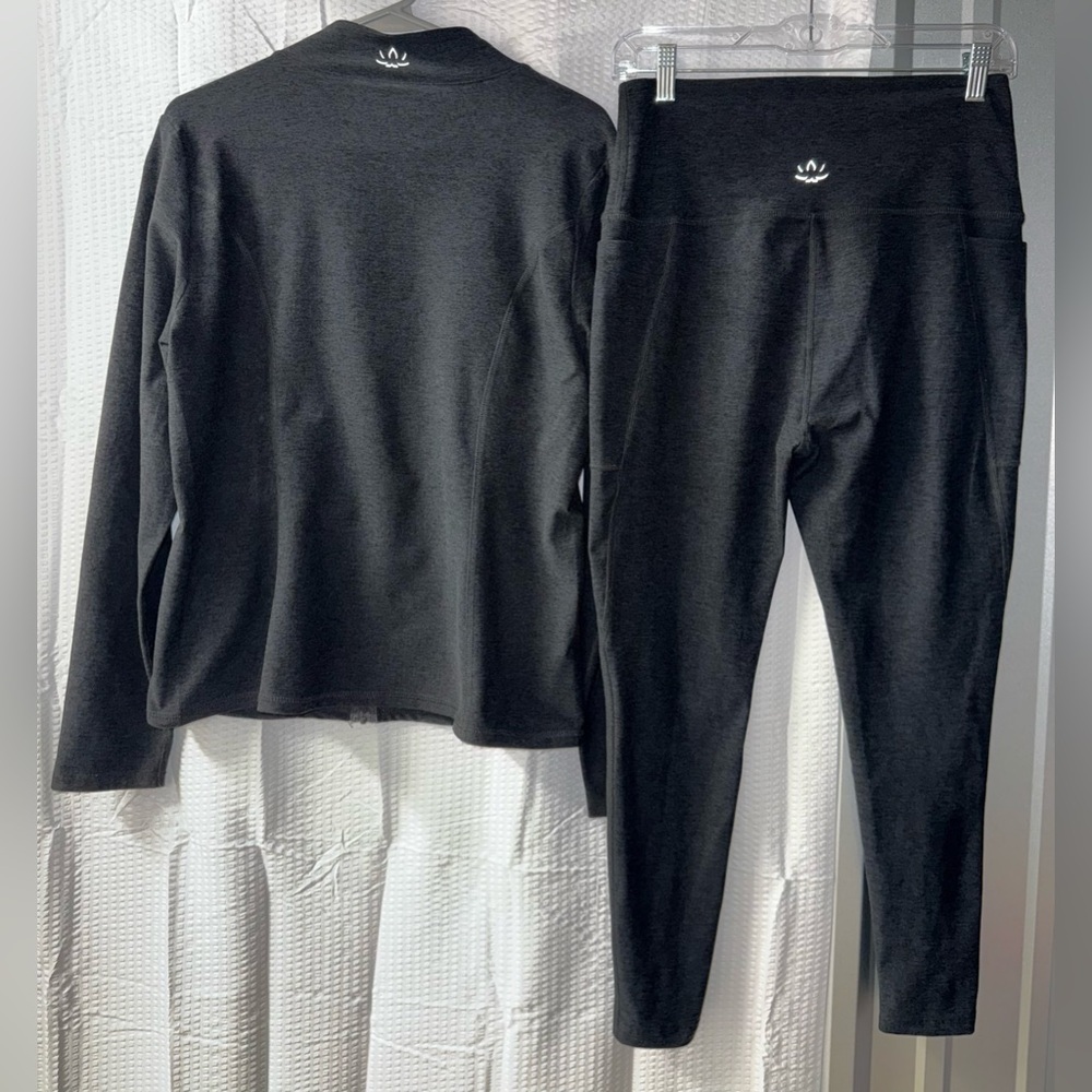 Beyond Yoga On The Go Mock Neck Jacket and matching leggings